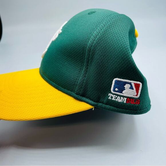 Teams MLB Oakland Athletics Green & Yellow Adjustable Mens Baseball Hat Cap - Picture 2 of 5